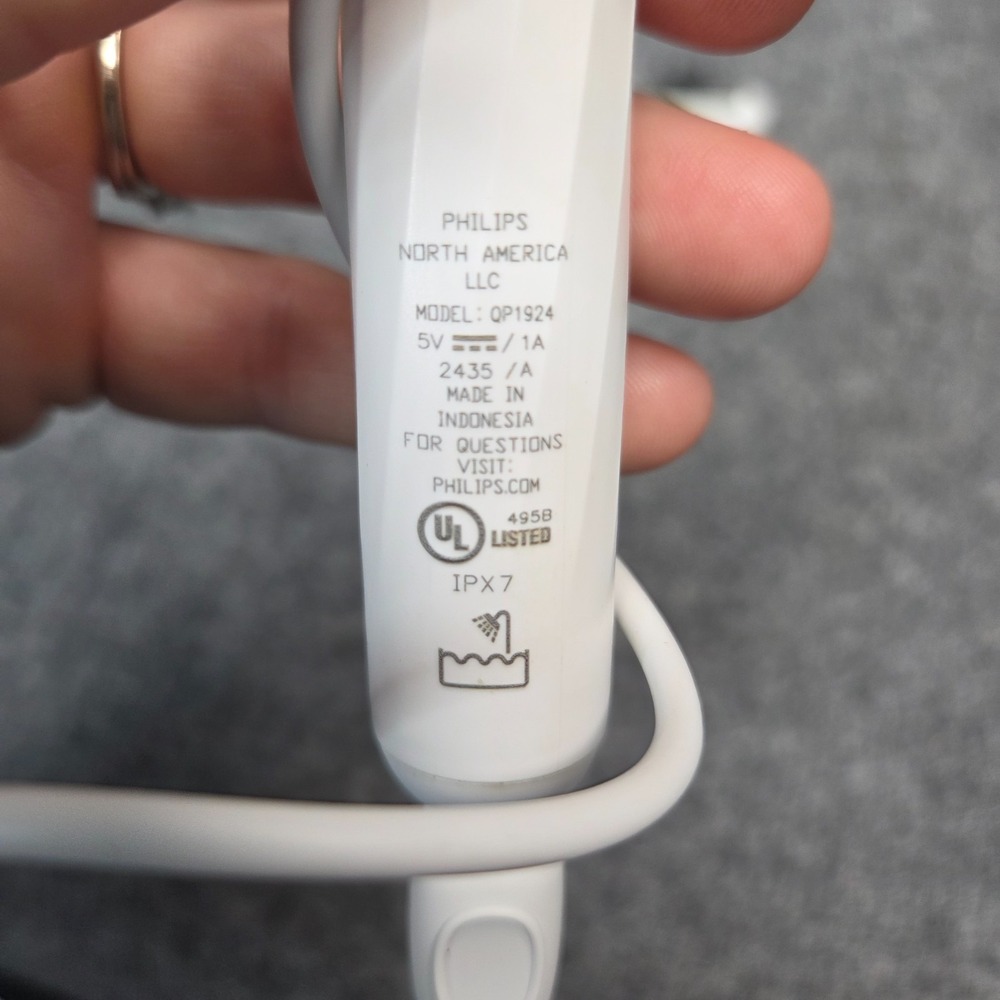 Philips Norelco OneBlade Intimate Pubic Grooming Trimmer & Shaver, QP1924 - Picture 5 of 5